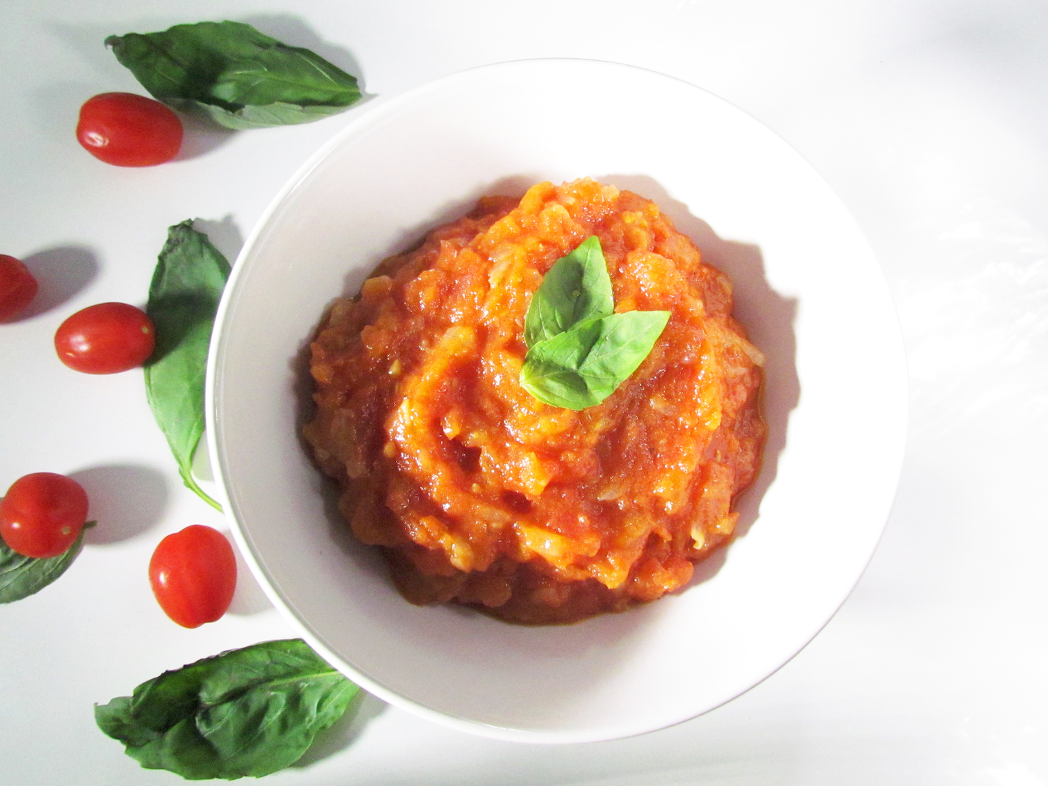 homemade tomato sauce | www.savormania.com